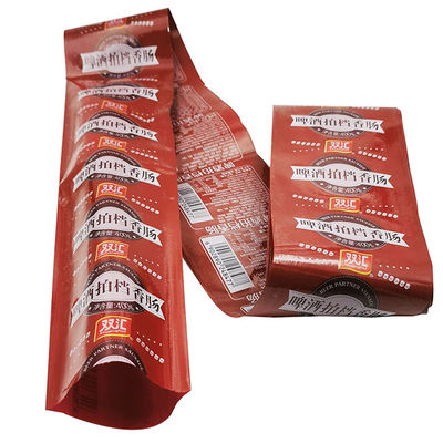 Wursthülle aus lebensmittelechtem Kunststoff mit Flexodruck und individueller Farbe für das Branding